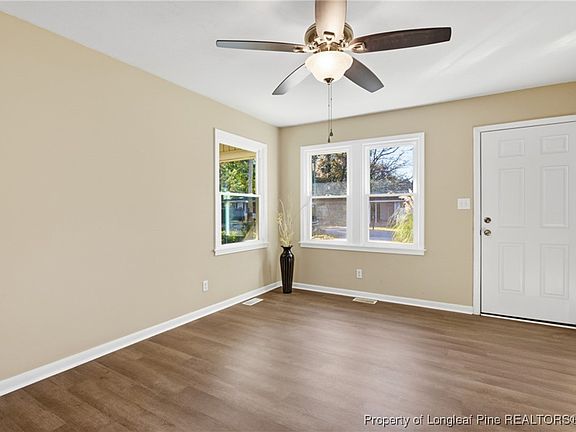 4th image of 117 Leona Ave
