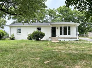 172 Luna Dr, Nashville, TN 37211
