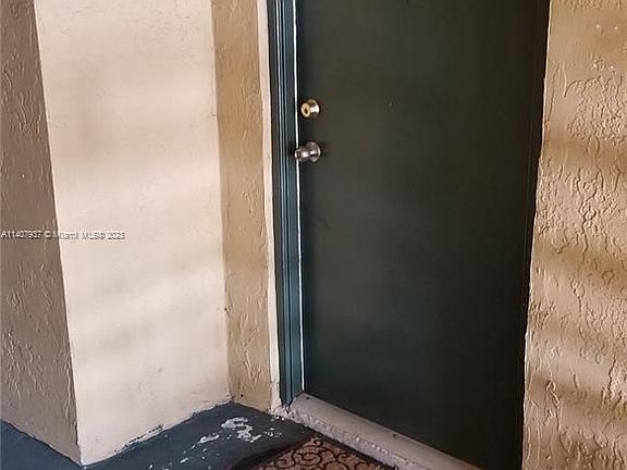 3rd image of 5628 Rock Island Rd APT 189