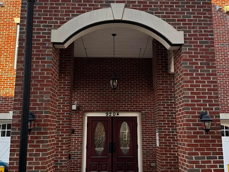 9204 Charleston Dr #303 — Photo 38