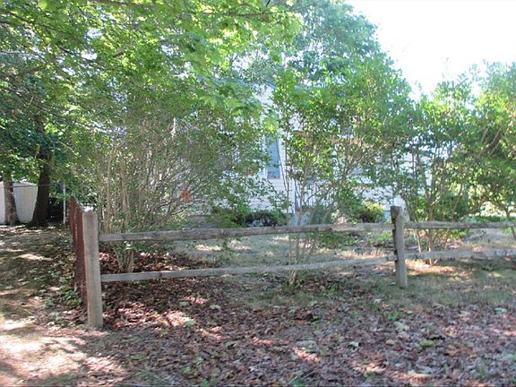 2nd image of 32 Schenk Dr