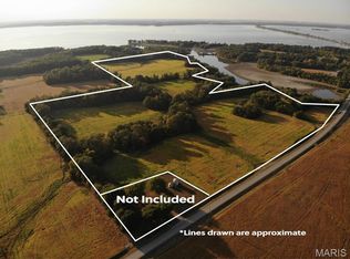 18111 Boulder Rd, Carlyle, IL 62231