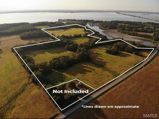 18111 Boulder Rd, Carlyle, IL 62231