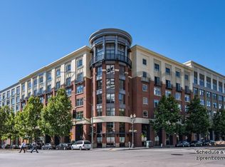 438 W Grand Ave APT 623, Oakland, CA 94612