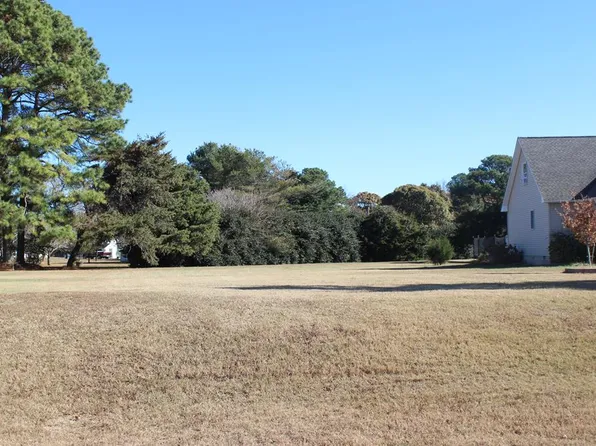 182 Yardarm Dr, Greenbackville, VA 23356