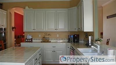 3rd image of 1833 San Carlos Cir