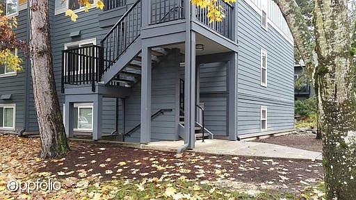 1st image of 11103 NE 124th Ln #B208