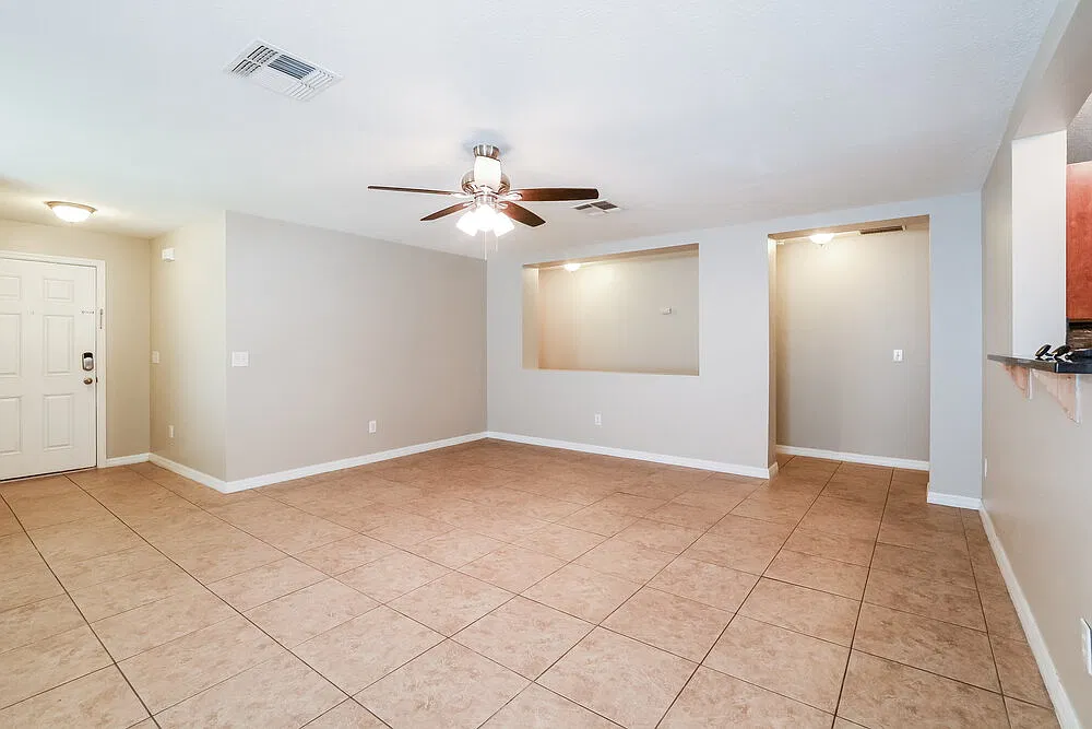3 bed, 2.0 bath, 1735 sqft, $2,595 — Photo 4