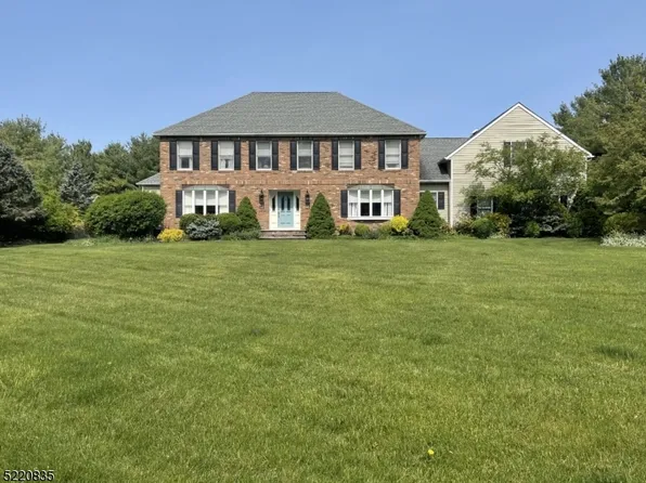 17 Deire Dr, Sparta Twp., NJ 07871
