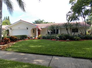 13523 91st Ave, Seminole, FL 33776
