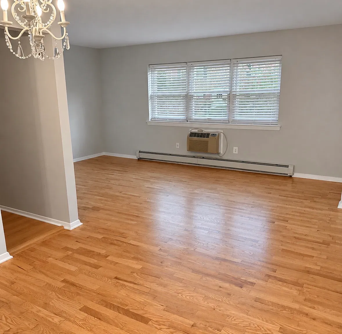 1 bed, $2,100 — Photo 4