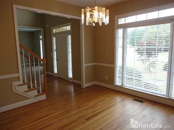 4th image of 2318 Alexander Farms Ct SW
