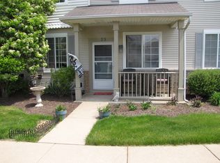 75 Strawflower Ct, Romeoville, IL 60446