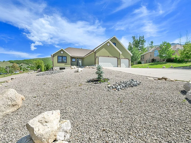 5108 E Wolf Ridge Cir — Photo 4