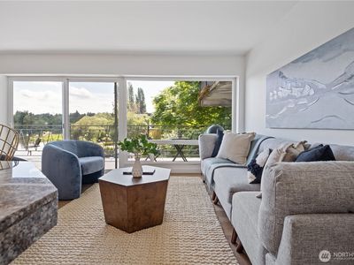 2524 Boyer Avenue E #108, Seattle, WA, 98102