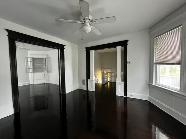 (undisclosed Address), Trumbull, CT 06611