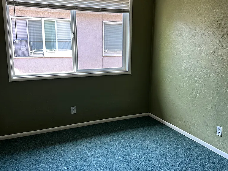 485 W 17th Ave — Photo 10