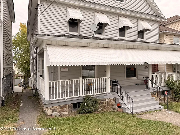 1220 Dartmouth St #L — Photo 15