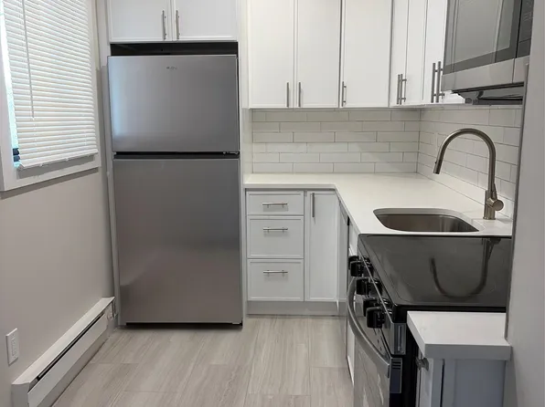 99-105 W Hoffman Ave APT A, Lindenhurst, NY 11757