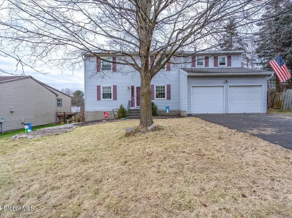 5 Cayuga Court, Albany, NY 12208