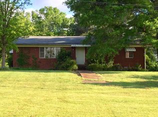 16 Lakeview Rd, Morrilton, AR 72110