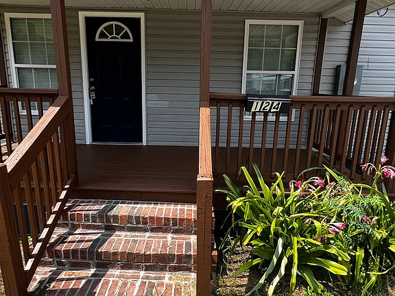 4th image of 124 Tyler Rd