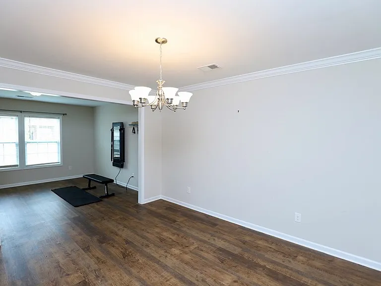 3680 Moseley Dr — Photo 14