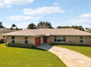 907 Prairie Road, West Palm Beach, FL 33406