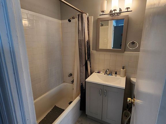 3rd image of 7051 S Bennett Ave #307