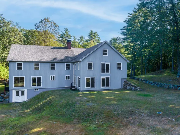 15 Church Street, Gilmanton, NH 03837