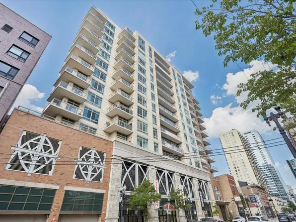 230 W Division St APT 602, Chicago, IL 60610
