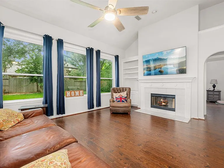 7410 Greatwood Grove Dr — Photo 13