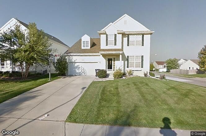 1st image of 3802 S 191st St