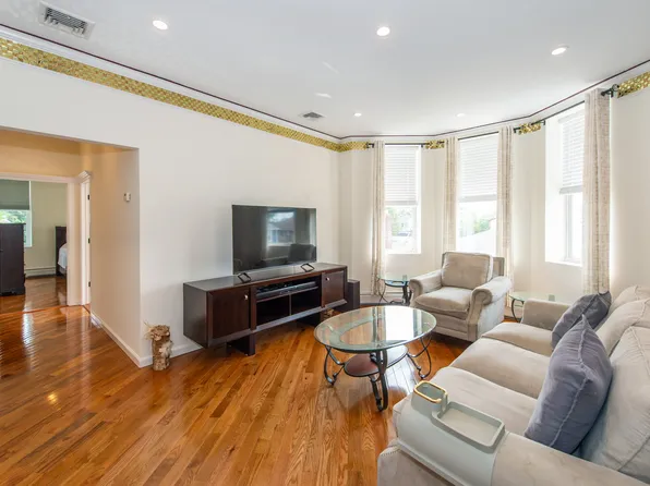 239 Desoto Place image 15 of 23