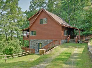 31 Laurel Ridge Ct, Ellijay, GA 30536