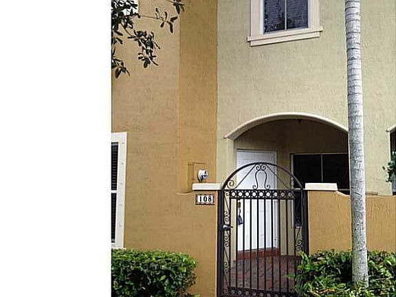 2nd image of 108 Lake Monterey Cir #108