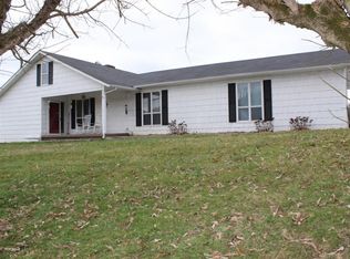 287 Court Sq, Sneedville, TN 37869