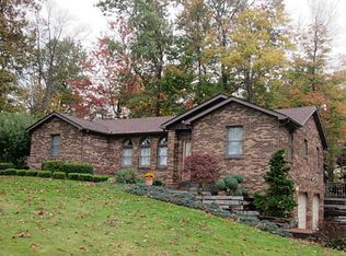 197 Headland Rd, Butler, PA 16002