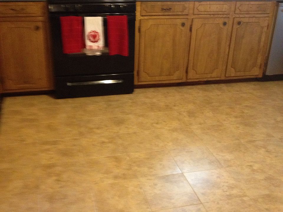 1st image of 214 Wildwood Ln