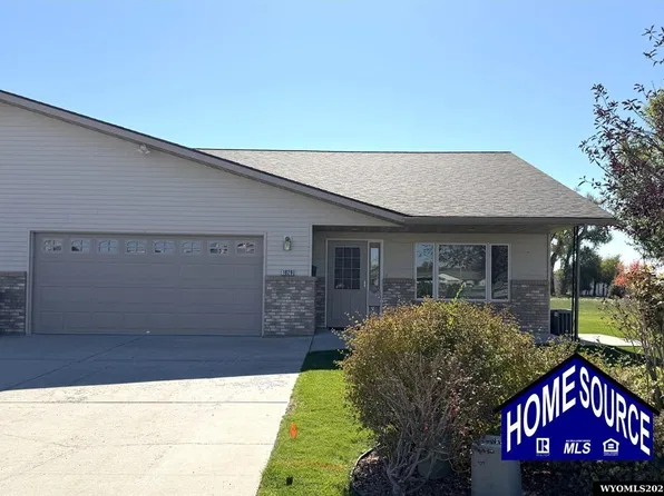 1029 Wagon Cir, Riverton, WY 82501