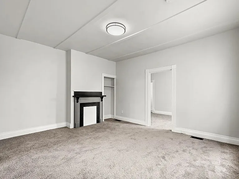 406 Boggs Ave — Photo 4
