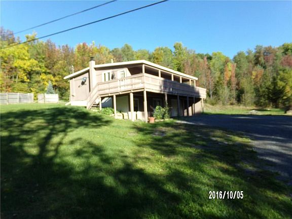 2nd image of 5561 Holden Dr