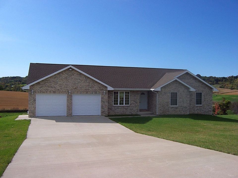 8614 Kemp Ct, Dubuque, IA 52003 Zillow