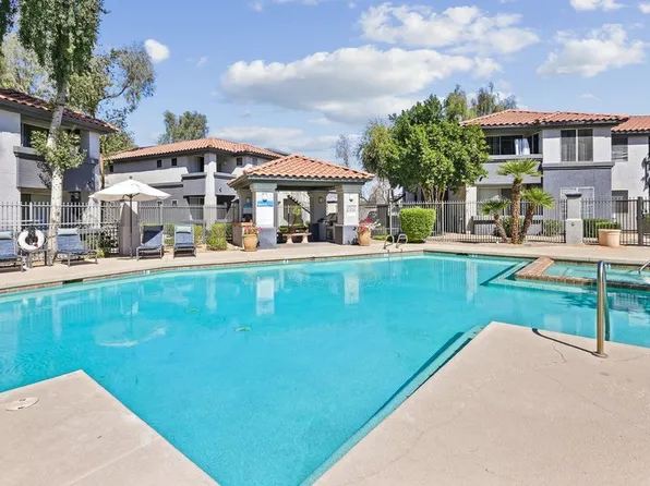 Vista Grove Apartments