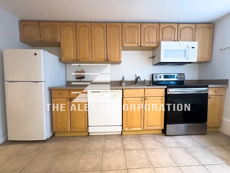 64 Bryon Rd #1 — Photo 7