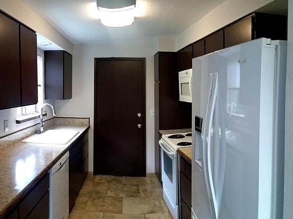 Kitchen w New appliances and Microwave