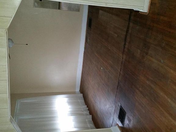 3rd image of 1663 Hopkins Ave