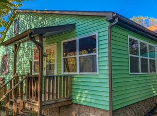 70 Chastain St, Blue Ridge, GA 30513