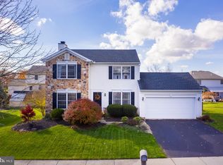2654 Pasture Ln, Macungie, PA 18062