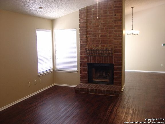 3rd image of 5119 Lakebend East Dr
